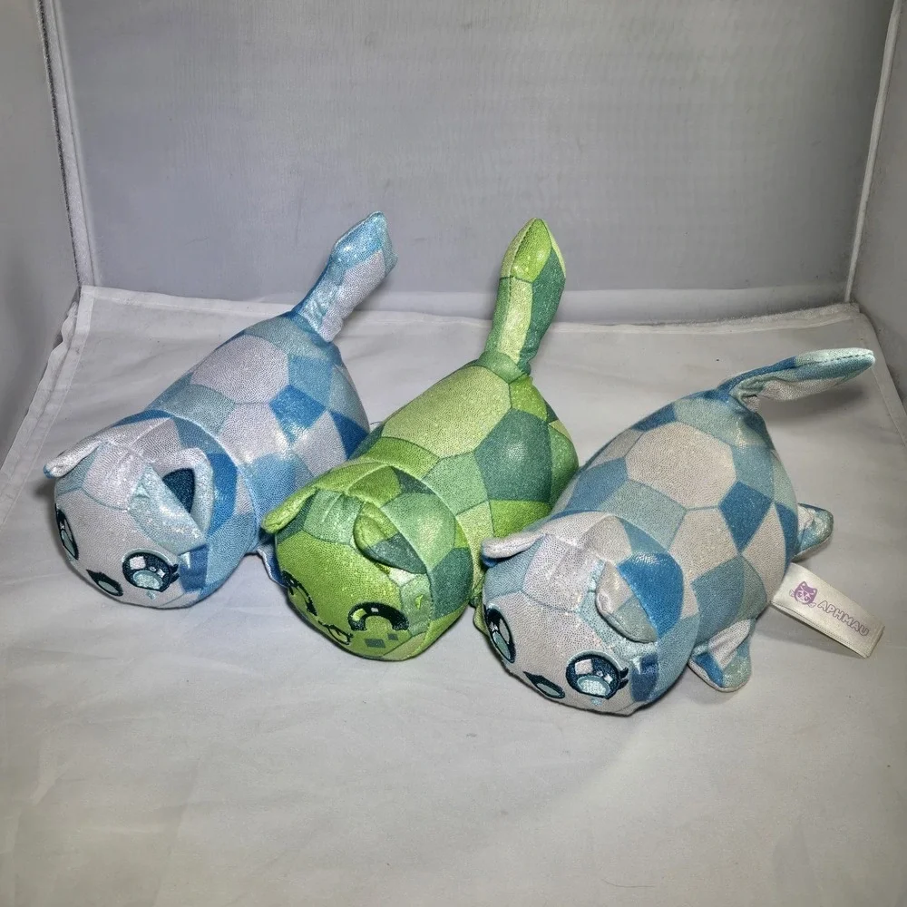 The Unbranded Brand lot ahpmau